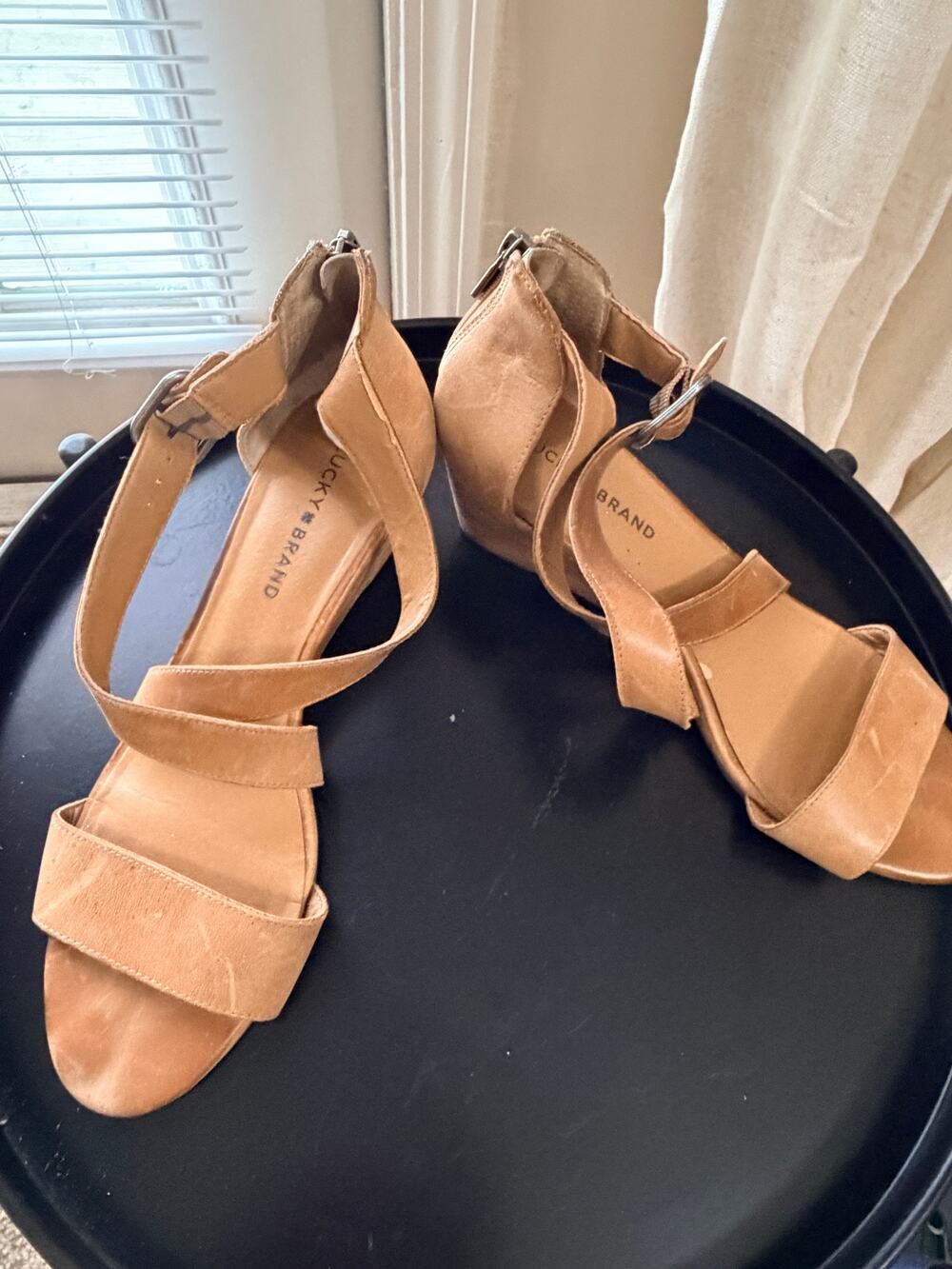 Lucky Brand tan leather strappy sandals wood wedge euc 10 Jenley